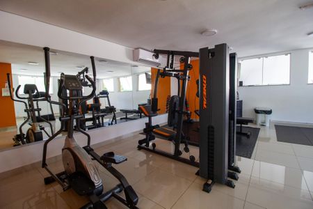 Apartamento para alugar com 92m², 2 quartos e 2 vagas Apartamento para alugar com 92m², 2 quartos e 2 vagasÁrea comum - Academia