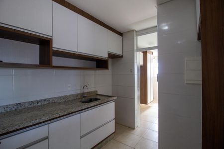 Apartamento para alugar com 92m², 2 quartos e 2 vagas Apartamento para alugar com 92m², 2 quartos e 2 vagasCozinha