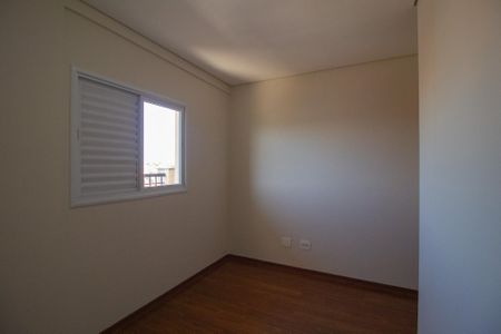 Apartamento para alugar com 92m², 2 quartos e 2 vagas Apartamento para alugar com 92m², 2 quartos e 2 vagasQuarto