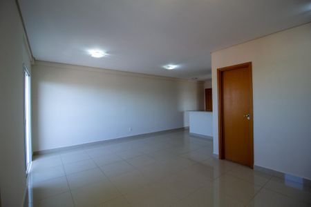 Apartamento para alugar com 92m², 2 quartos e 2 vagas Apartamento para alugar com 92m², 2 quartos e 2 vagasSala