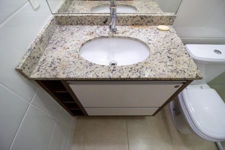 Apartamento para alugar com 92m², 2 quartos e 2 vagas Apartamento para alugar com 92m², 2 quartos e 2 vagasBanheiro da Suíte