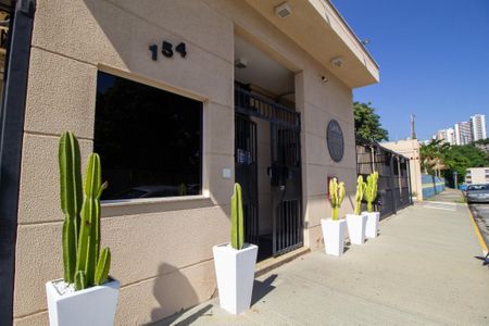Apartamento para alugar com 92m², 2 quartos e 2 vagas Apartamento para alugar com 92m², 2 quartos e 2 vagasFachada
