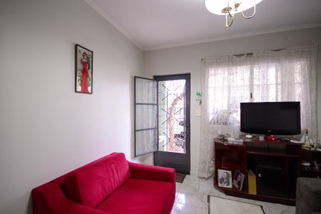 Casa à venda com 80m², 2 quartos e sem vaga Casa à venda com 80m², 2 quartos e sem vagaSala