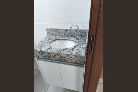 Apartamento para alugar com 60m², 2 quartos e 1 vaga Apartamento para alugar com 60m², 2 quartos e 1 vagaBanheiro