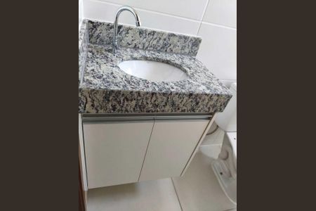 Apartamento para alugar com 60m², 2 quartos e 1 vaga Apartamento para alugar com 60m², 2 quartos e 1 vagaBanheiro