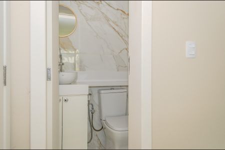 Apartamento para alugar com 62m², 3 quartos e 1 vagaLavabo