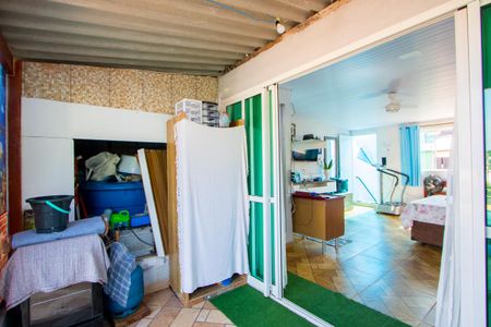 Casa à venda com 160m², 2 quartos e 2 vagasEdícula