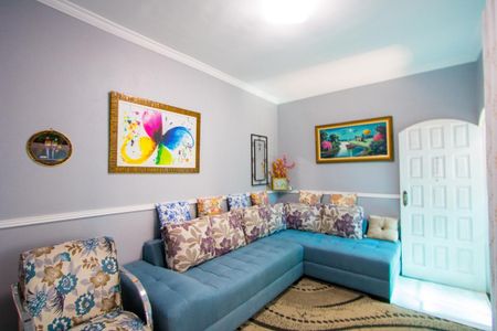 Casa à venda com 160m², 2 quartos e 2 vagasSala de estar