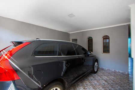 Casa à venda com 160m², 2 quartos e 2 vagasGaragem