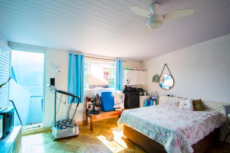 Casa à venda com 160m², 2 quartos e 2 vagasEdícula