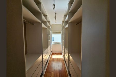 Apartamento para alugar com 150m², 1 quarto e 1 vagaSuíte