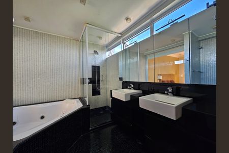 Apartamento para alugar com 150m², 1 quarto e 1 vagaSuíte