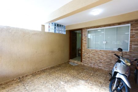 Casa à venda com 110m², 3 quartos e 2 vagas Casa à venda com 110m², 3 quartos e 2 vagasGaragem