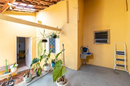 Casa à venda com 150m², 3 quartos e sem vagaCasa 2 - Área de Serviço