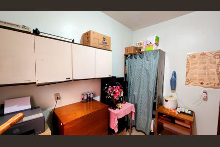 Casa à venda com 250m², 4 quartos e 3 vagas Casa à venda com 250m², 4 quartos e 3 vagasQuarto 1 (Escritório)