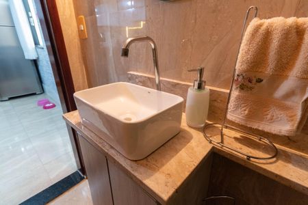 Casa de condomínio à venda com 90m², 3 quartos e 2 vagasLavabo