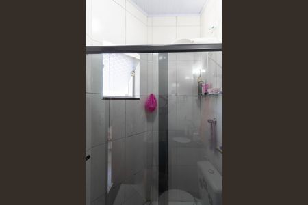 Casa de condomínio à venda com 90m², 3 quartos e 2 vagasBanheiro da Suíte