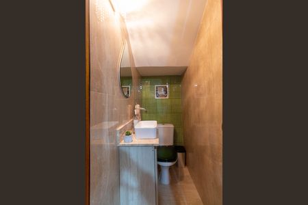 Casa de condomínio à venda com 90m², 3 quartos e 2 vagasLavabo