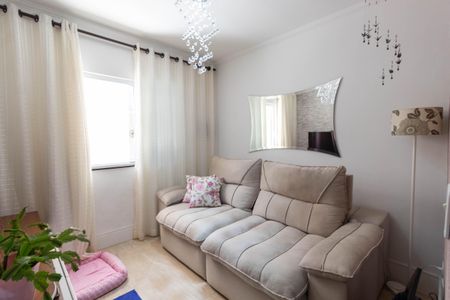 Casa de condomínio à venda com 90m², 3 quartos e 2 vagasSala