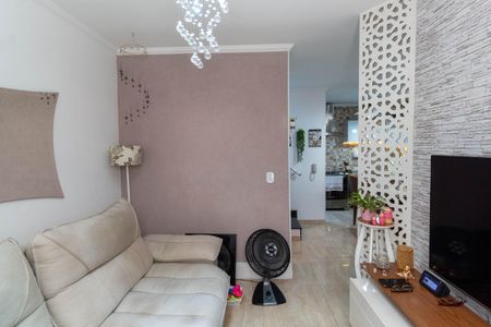 Casa de condomínio à venda com 90m², 3 quartos e 2 vagasSala