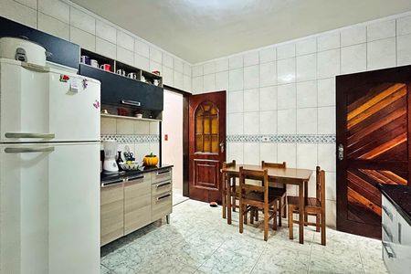 Casa à venda com 138m², 2 quartos e 2 vagasCozinha