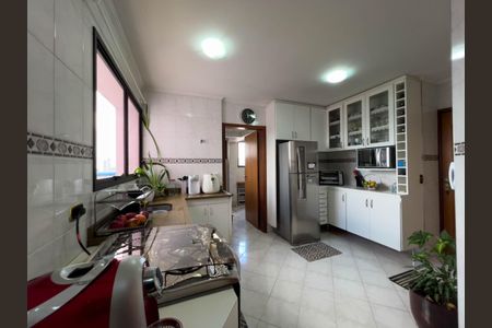 Apartamento à venda com 118m², 3 quartos e 2 vagas Apartamento à venda com 118m², 3 quartos e 2 vagasCozinha
