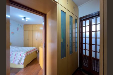 Apartamento à venda com 118m², 3 quartos e 2 vagas Apartamento à venda com 118m², 3 quartos e 2 vagasQuarto 1