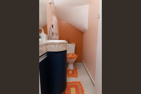 Casa à venda com 90m², 2 quartos e 2 vagasLavabo