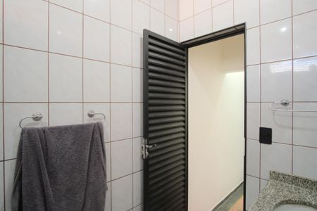 Casa à venda com 123m², 3 quartos e 1 vagaBanheiro Social