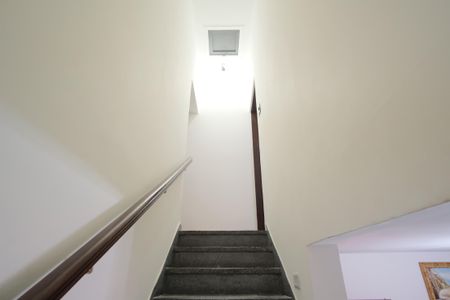 Casa à venda com 123m², 3 quartos e 1 vagaEscada