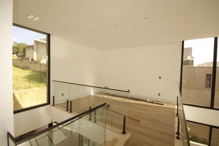 Casa de condomínio à venda com 370m², 4 quartos e 7 vagascorredor de acesso/Quartos