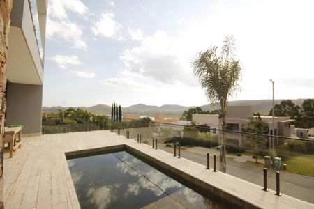 Casa de condomínio à venda com 370m², 4 quartos e 7 vagasÁrea comum