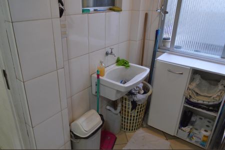 Casa de condomínio à venda com 78m², 2 quartos e 1 vagaÁrea de Serviço