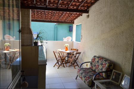 Casa de condomínio à venda com 78m², 2 quartos e 1 vagaÁrea Gourmet