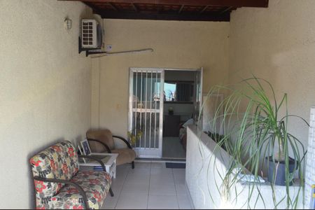 Casa de condomínio à venda com 78m², 2 quartos e 1 vagaÁrea Gourmet