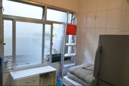 Casa de condomínio à venda com 78m², 2 quartos e 1 vagaÁrea de Serviço