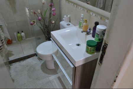 Casa de condomínio à venda com 78m², 2 quartos e 1 vagaBanheiro