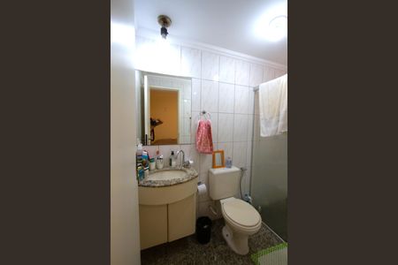 Apartamento à venda com 85m², 4 quartos e 2 vagas Apartamento à venda com 85m², 4 quartos e 2 vagasBanheiro Suíte