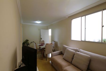 Apartamento à venda com 85m², 4 quartos e 2 vagasSala