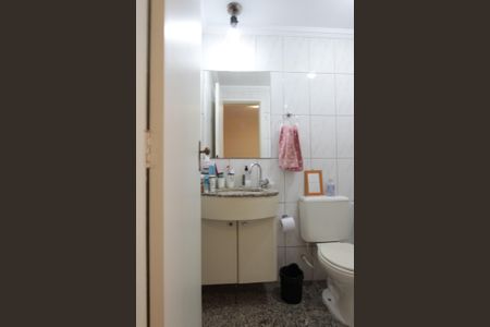 Apartamento à venda com 85m², 4 quartos e 2 vagasBanheiro Suíte 