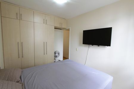 Apartamento à venda com 85m², 4 quartos e 2 vagasQuarto 3