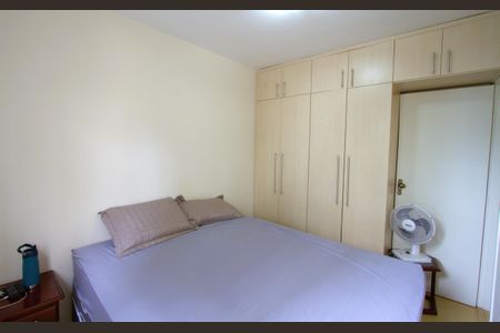 Apartamento à venda com 85m², 4 quartos e 2 vagas Apartamento à venda com 85m², 4 quartos e 2 vagasQuarto 3