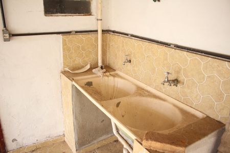 Casa à venda com 100m², 3 quartos e 2 vagasÁrea de Serviço