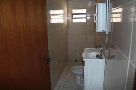 Casa à venda com 100m², 3 quartos e 2 vagasBanheiro