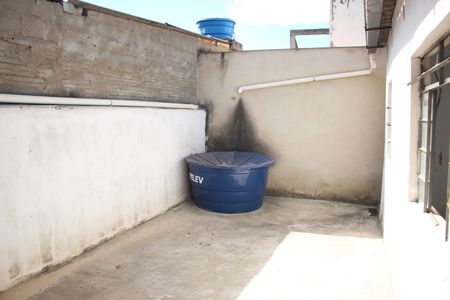 Casa à venda com 100m², 3 quartos e 2 vagasQuintal