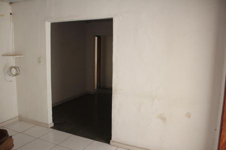 Casa à venda com 100m², 3 quartos e 2 vagasSala