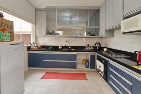 Casa de condomínio à venda com 280m², 3 quartos e 4 vagasCozinha