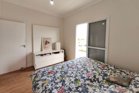 Casa de condomínio à venda com 280m², 3 quartos e 4 vagasSuíte 1