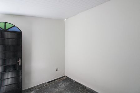 Casa à venda com 360m², 2 quartos e 3 vagas Casa à venda com 360m², 2 quartos e 3 vagasEdícula