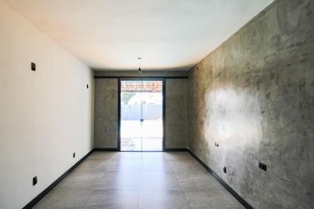 Casa à venda com 360m², 2 quartos e 3 vagas Casa à venda com 360m², 2 quartos e 3 vagasSala 2